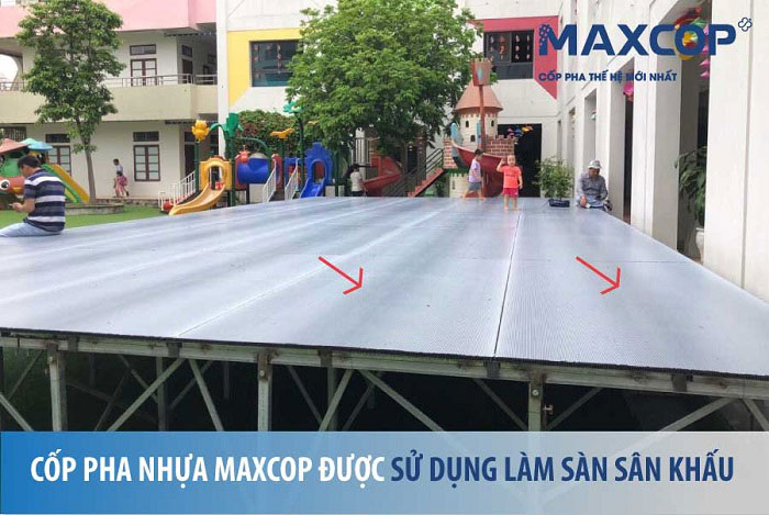 cốp pha nhựa ứng dụng làm sàn sân khấu