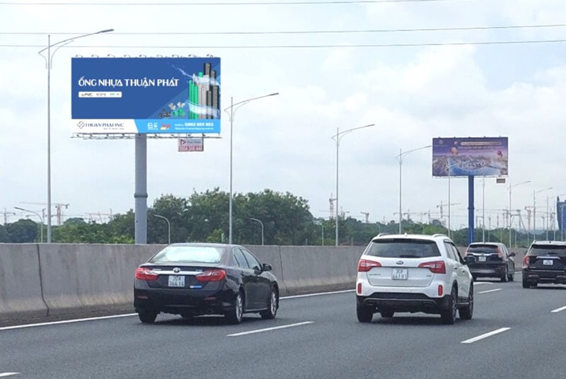quảng cáo biển tấm lớn ống nhựa Thuận Phat